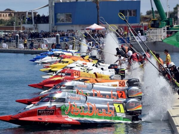 F1 Power Boat Danau toba Indonesia